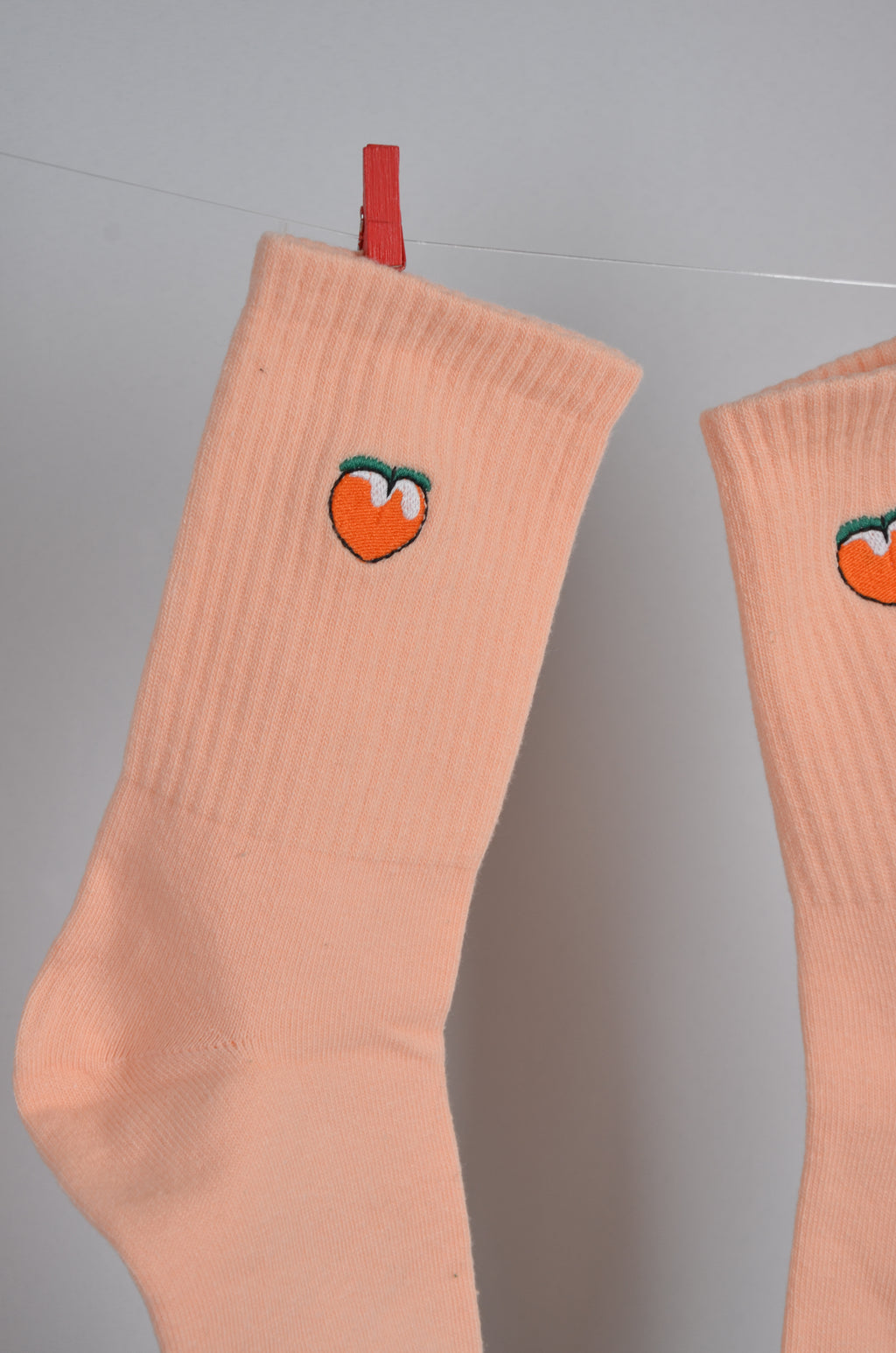 Şeftali Nakışlı Yavruağzı - Tenis Çorap