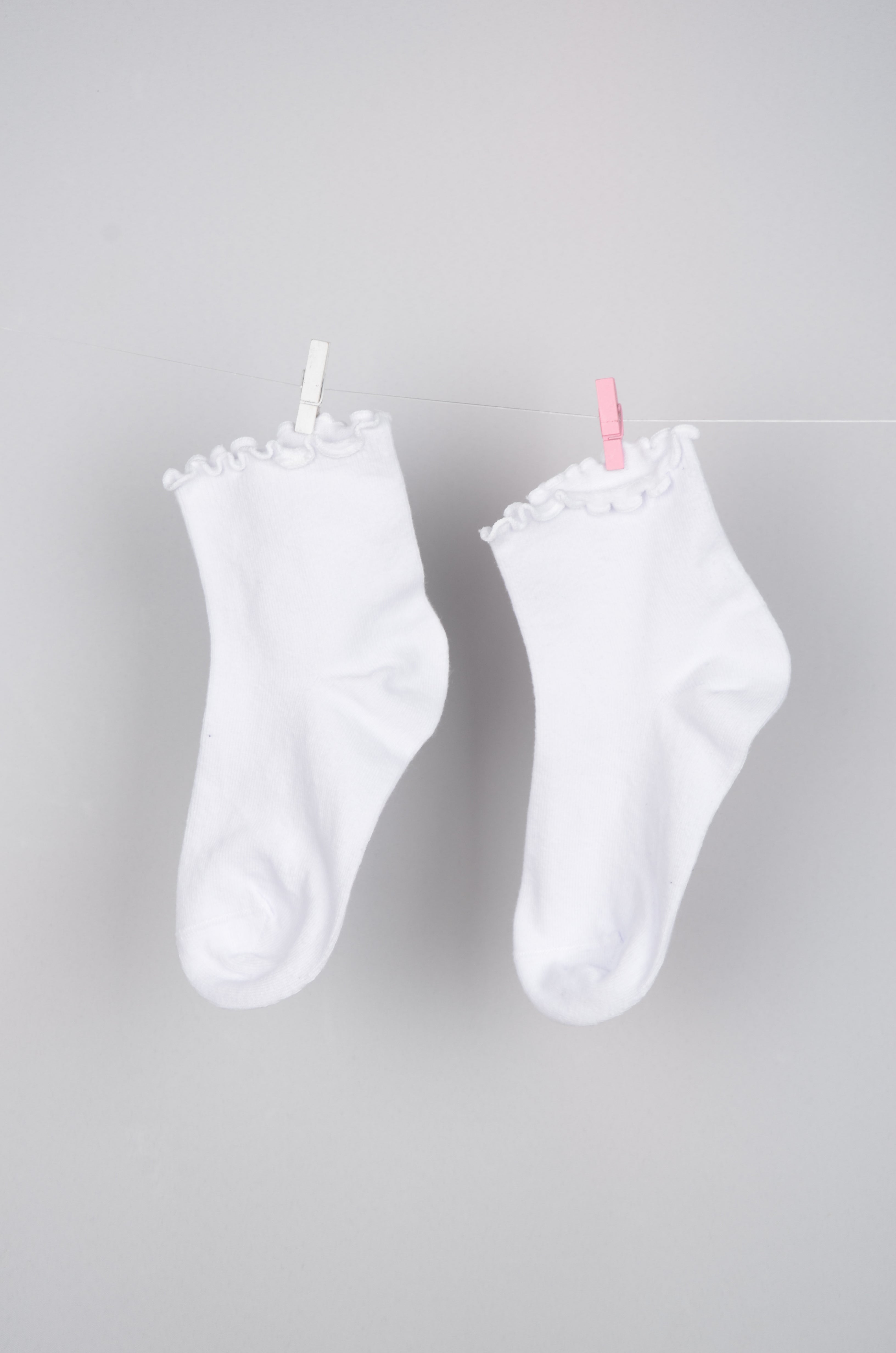 Beyaz Fırfır Çorap