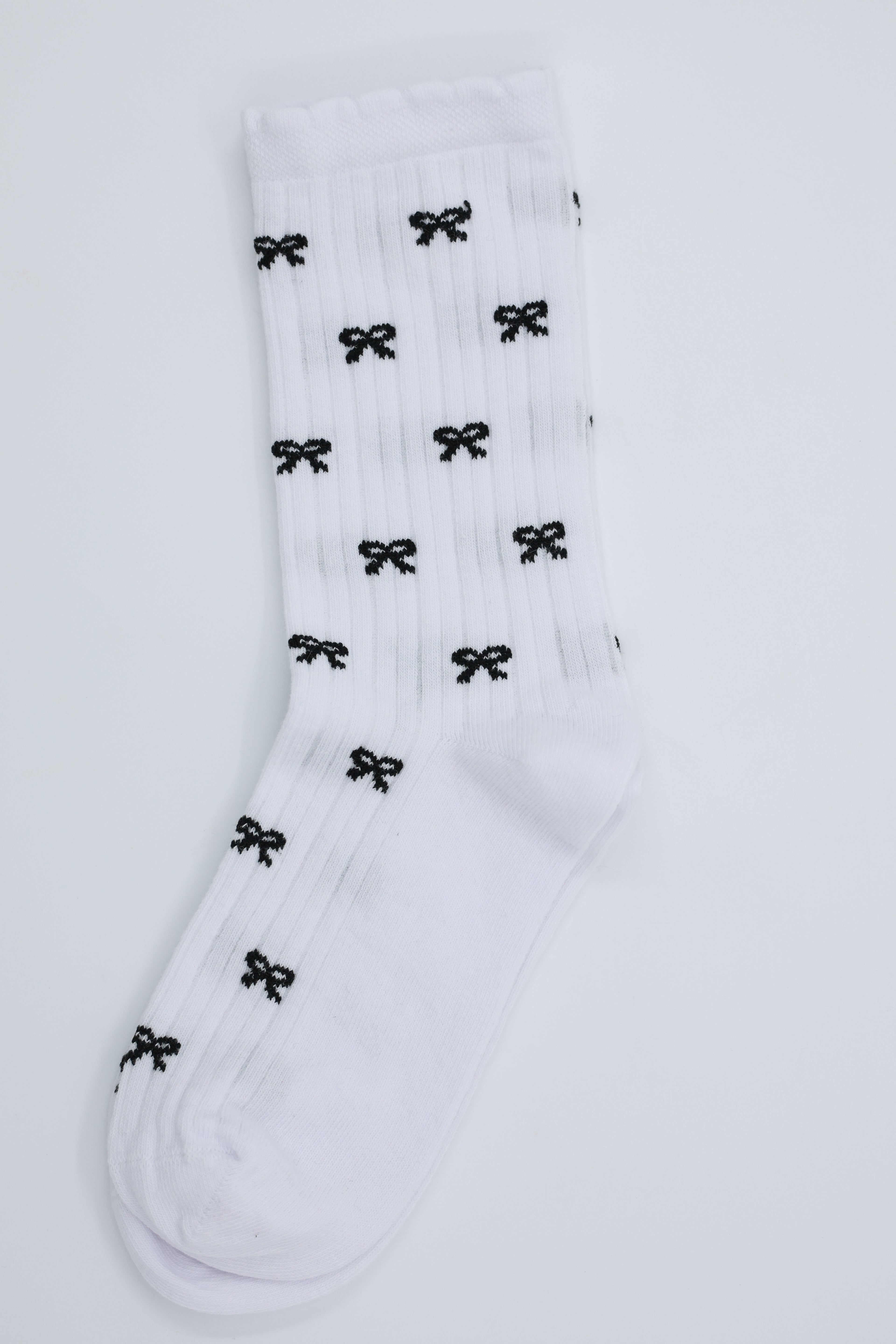 Fiyonk Desenli Fırfır Çorap